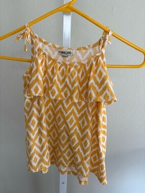 Childs Size Medium 7-8 Cherokee Yellow & White Diamond-Print Ruffle Tank